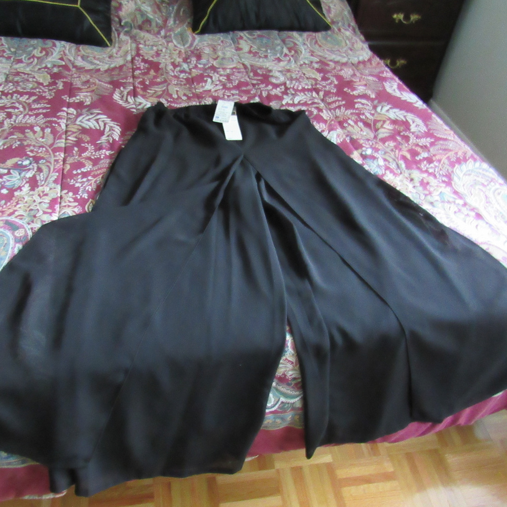 R & K EVENING WOMEN'S EVENING BLACK PANTS Siize 14